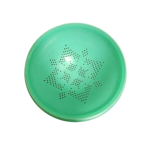 Vintage Tupperware Strainer Bowl For Kitchen Use - Picture 2 of 2